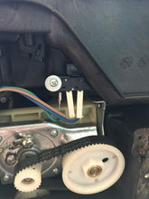 Load image into Gallery viewer, Delonghi Microswitch 5132105400 Micro Switch Grounds Container Door 831700